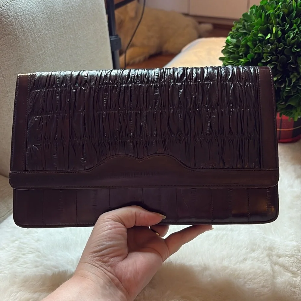 Genuine Luxury EEL Skin Purse w/ Strap Converts to Clutch Bag - Picture 14 of 15